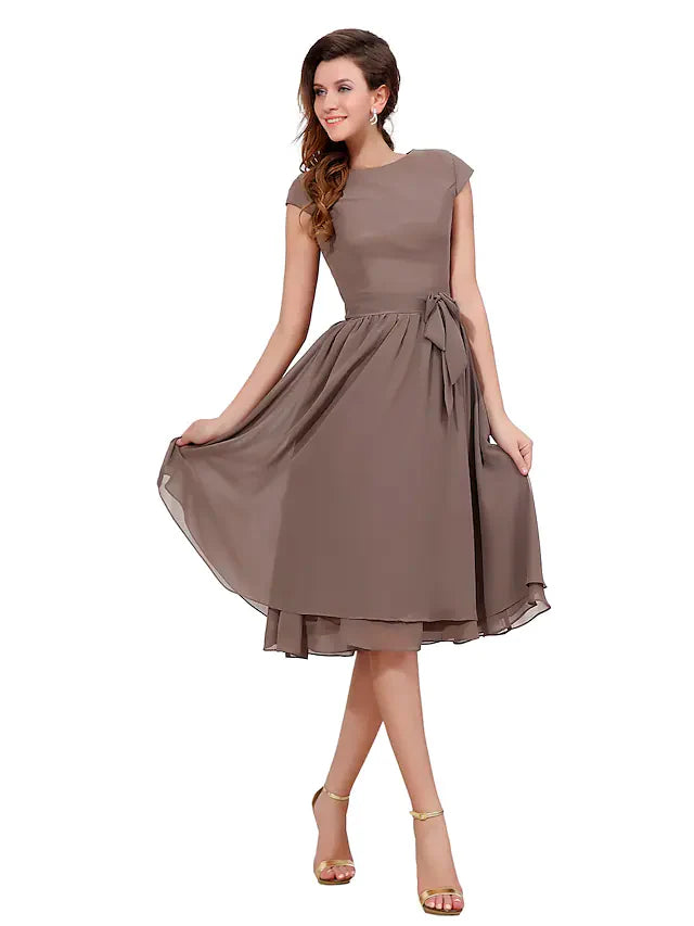 Wholesale A-Line Mother of the Bride Dress Sweet Jewel Neck Knee Length Chiffon Short Sleeve with Buttons